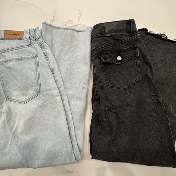 PacSun Women's Boot Cut Jeans in Black wash & RSQ light wash baggy jeans style - Picture 4 of 5